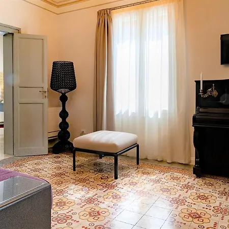 Palazzo Guajana Hébergement de vacances *